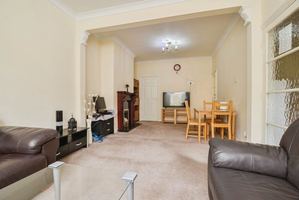Property photo 2 of 24