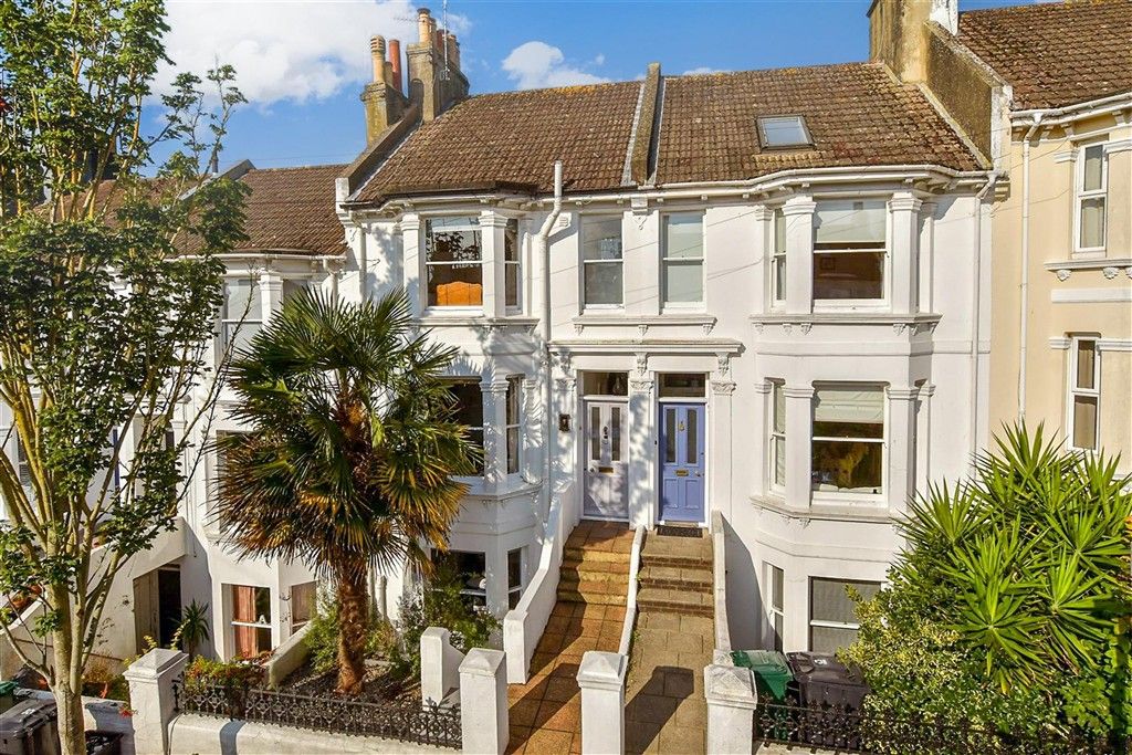 Property photo 2 of 16 External (Web)