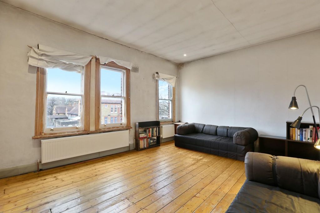 Property photo 2 of 11 Ach_3114.Jpg