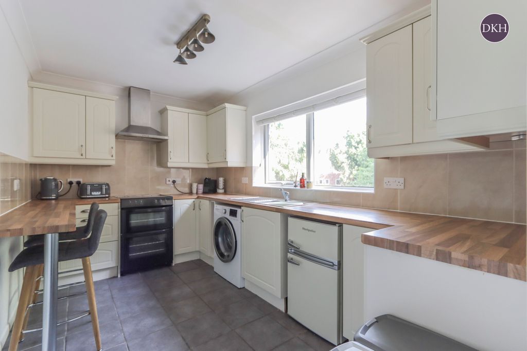 Property photo 2 of 9 Picture No. 04