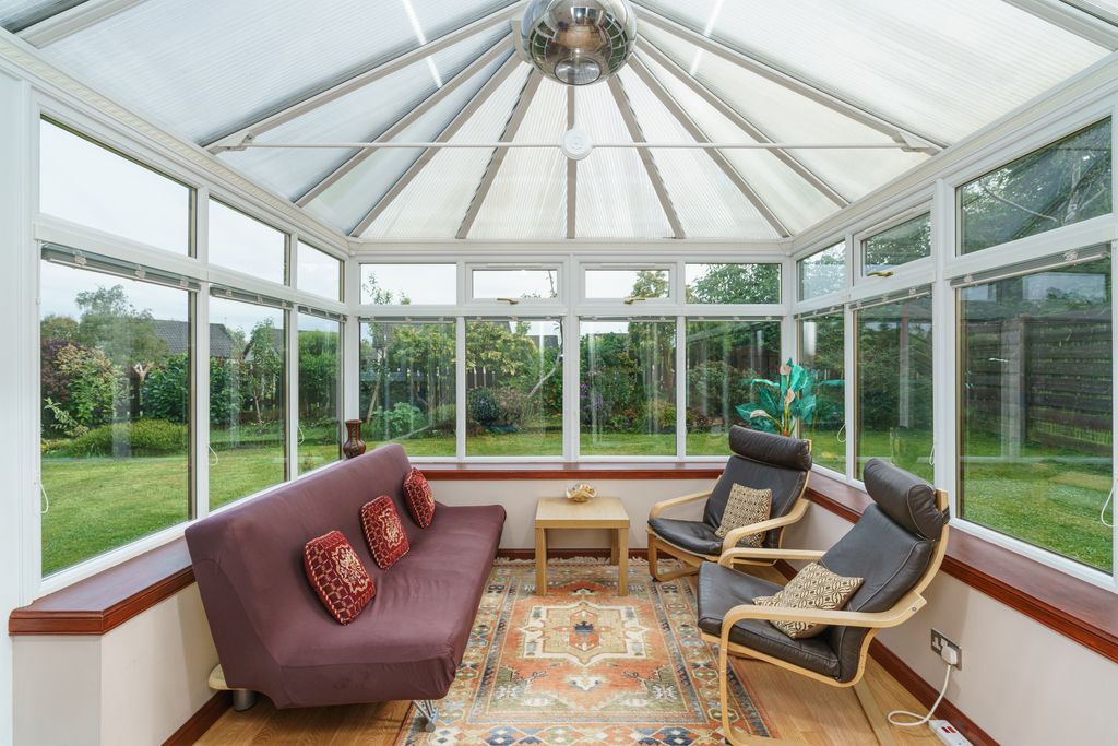 Property photo 2 of 23