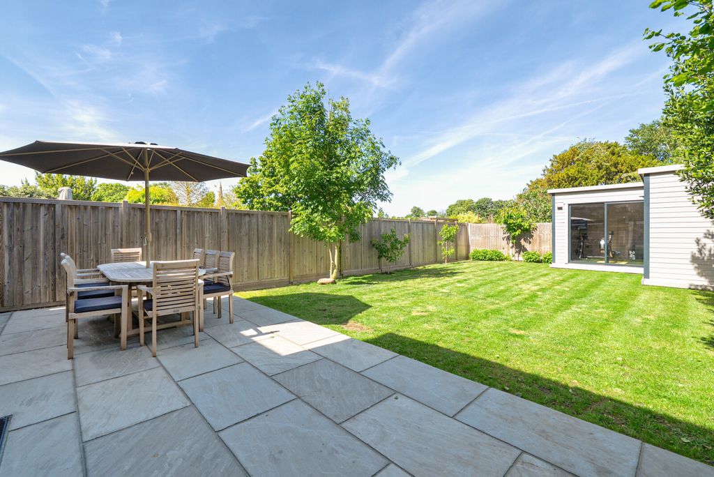 Property photo 2 of 24 1465468-8-6A106F6...