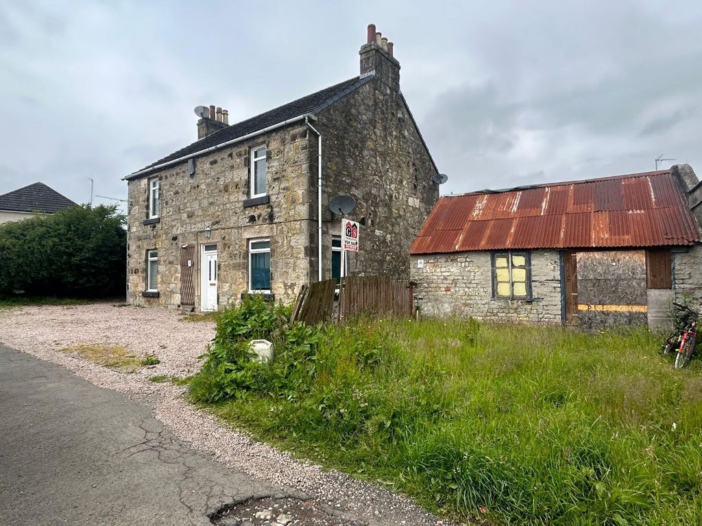 Property photo 2 of 16