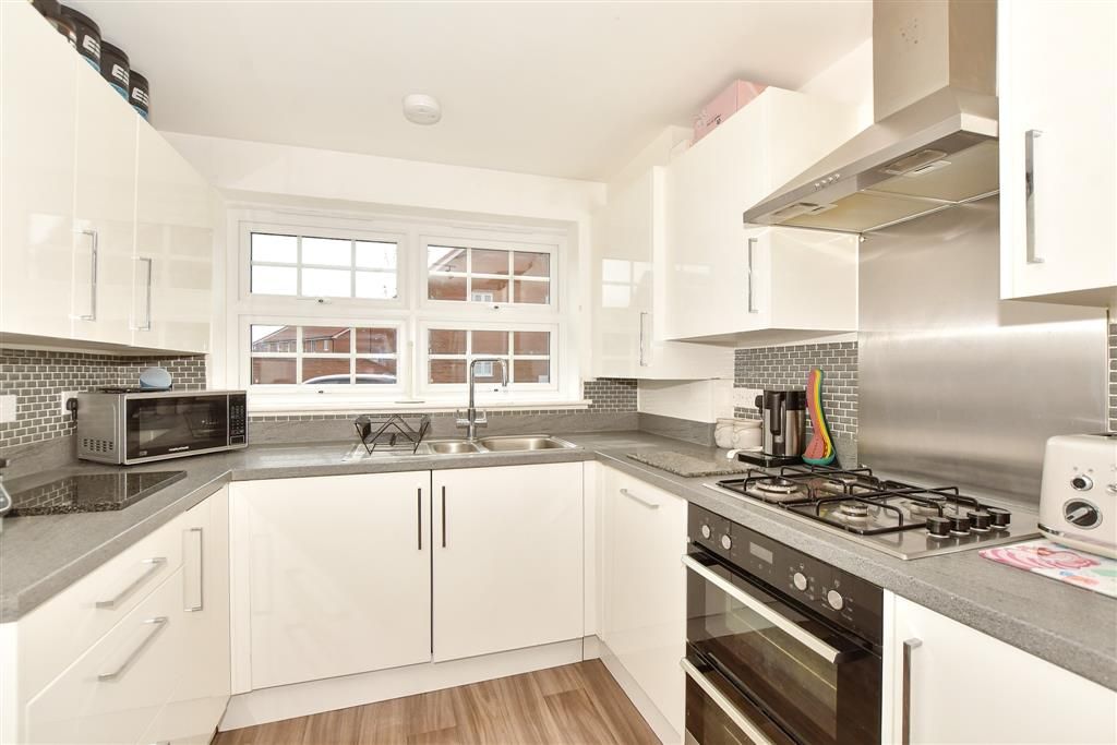 Property photo 3 of 17 Kitchen/ Diner