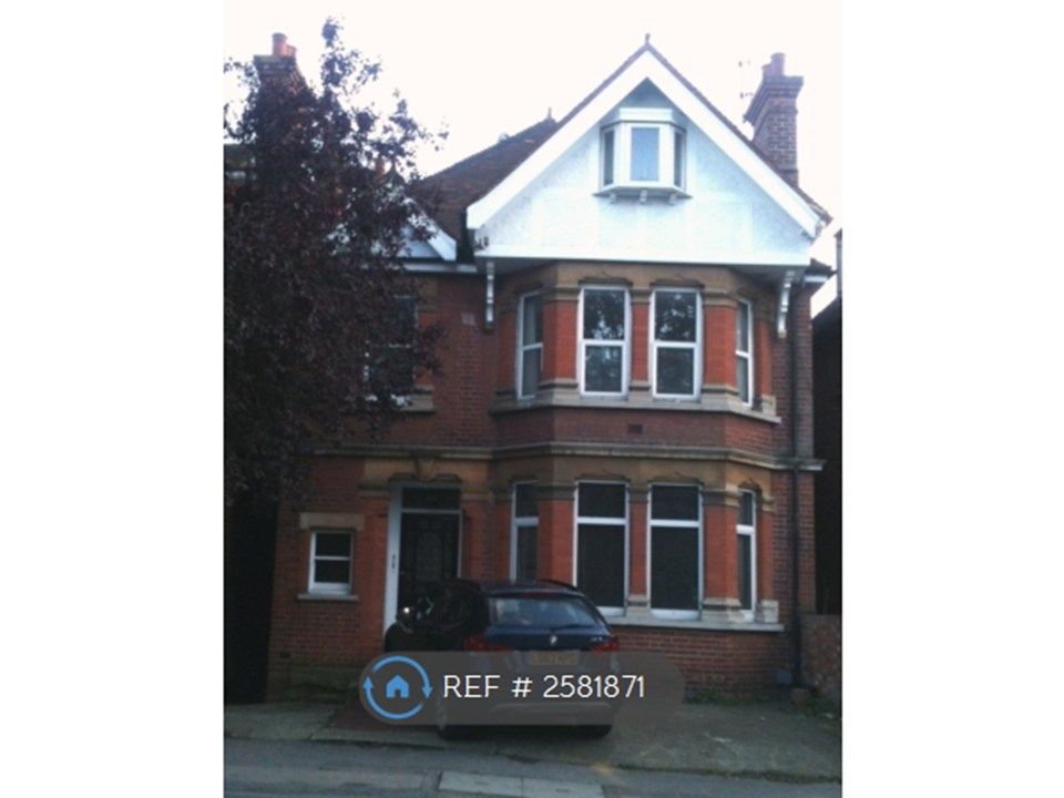Property photo 1 of 10 Front