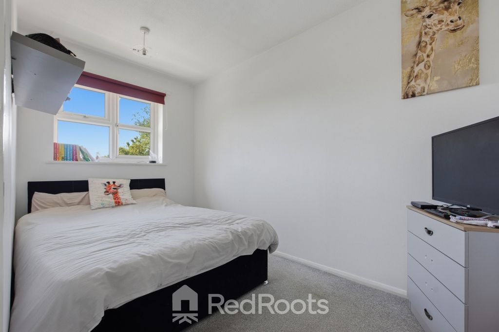 Property photo 3 of 18 5124024