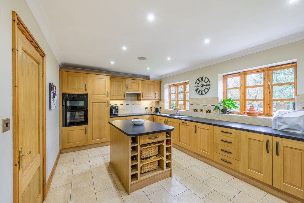 Property photo 3 of 61 Kitchen
