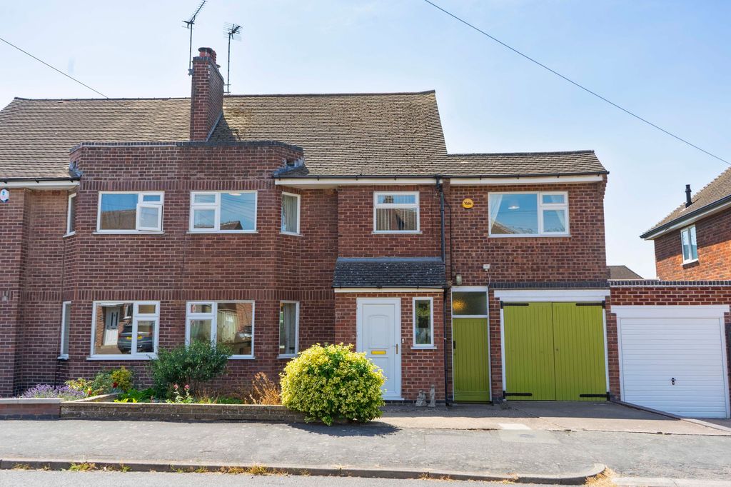Property photo 1 of 22