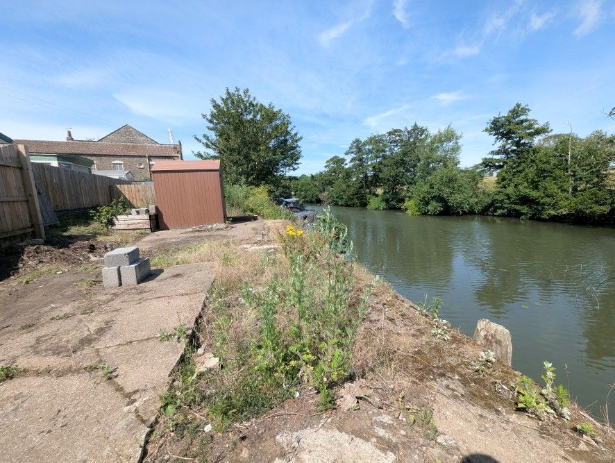 Property photo 3 of 16