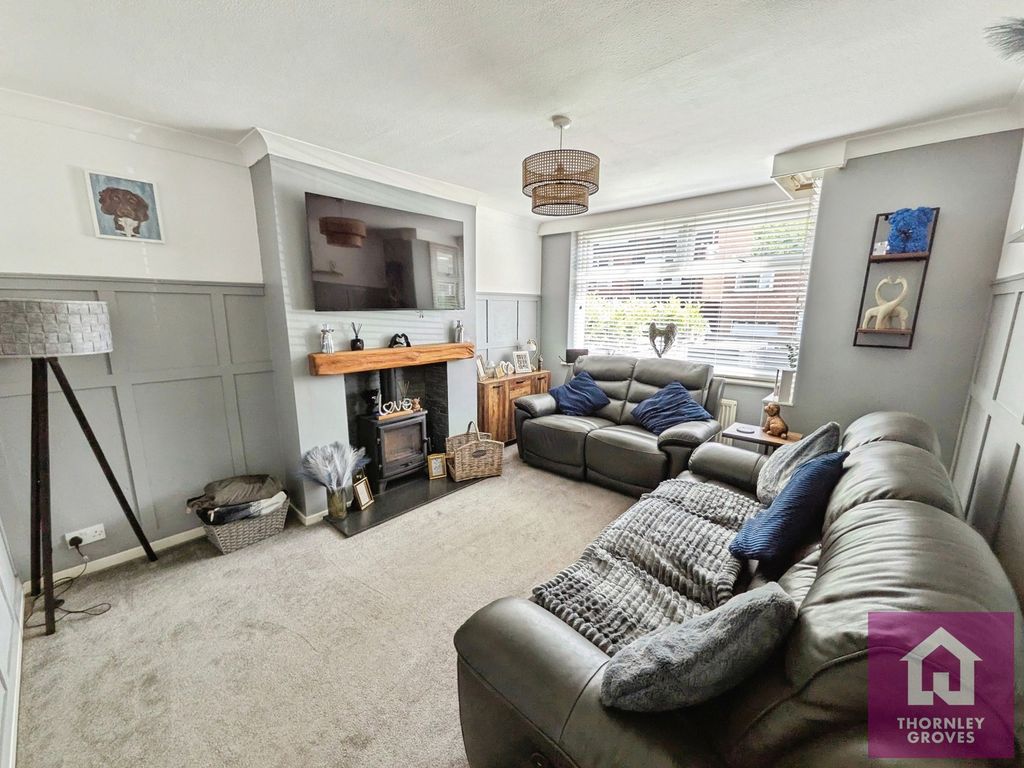 Property photo 2 of 16 Pbox-Img.Jpg