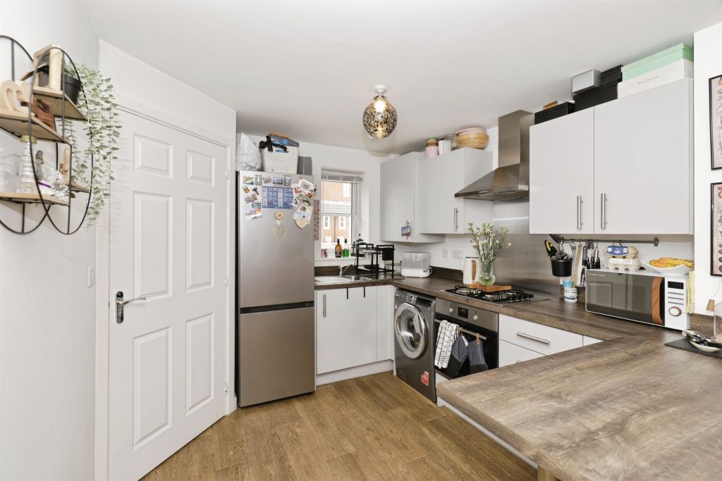 Property photo 3 of 15