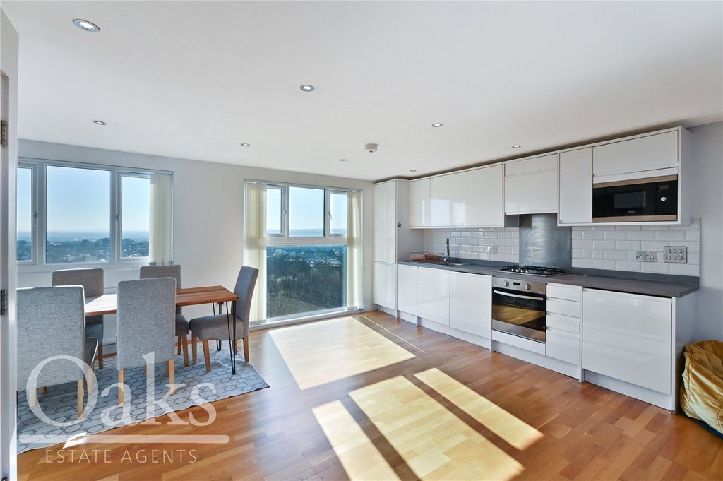 Property photo 2 of 12 Picture No. 07