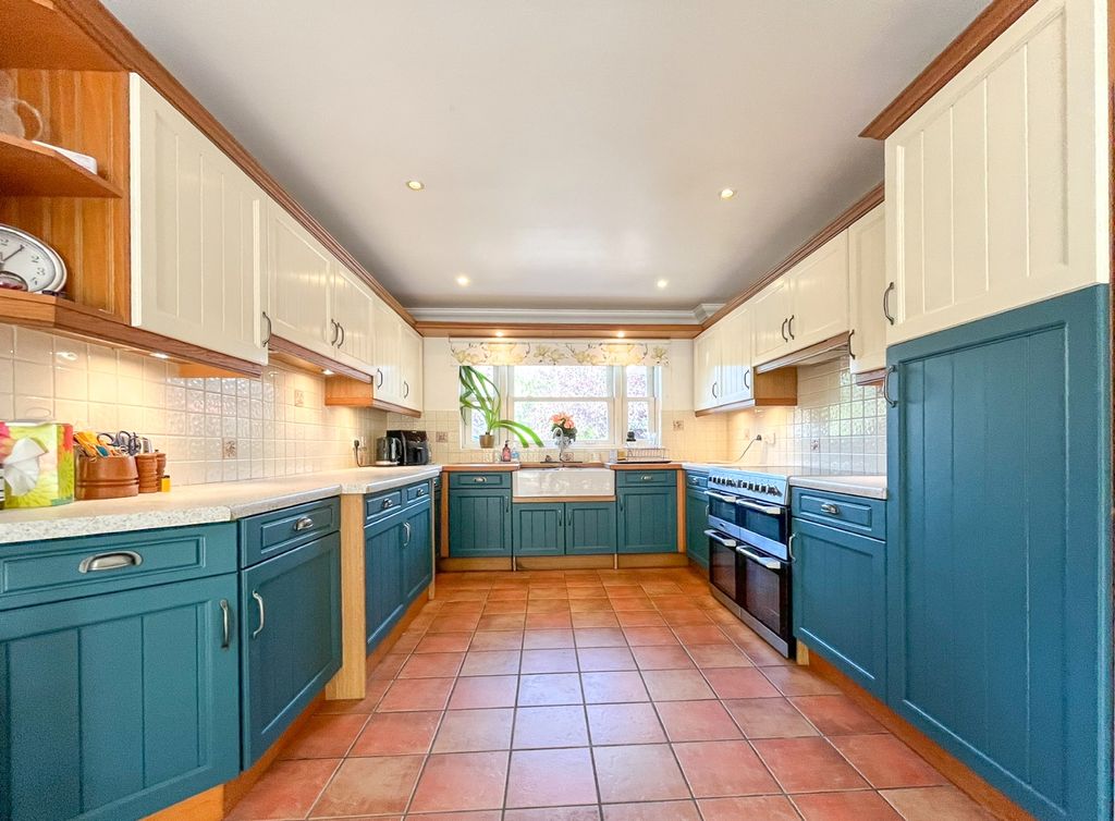 Property photo 2 of 21 Img_1498