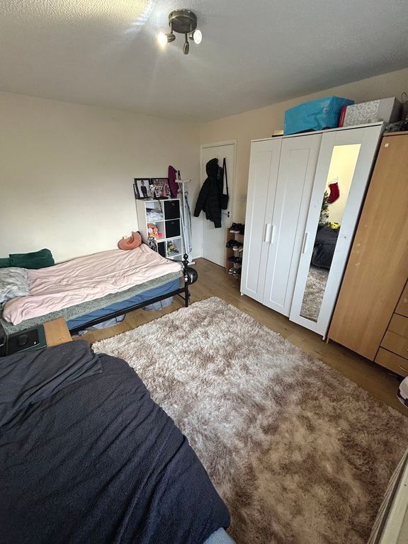 Property photo 3 of 6 Photo 3