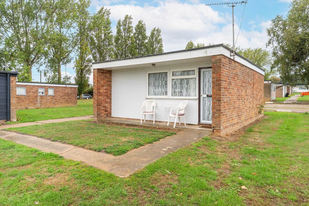 Property photo 1 of 11