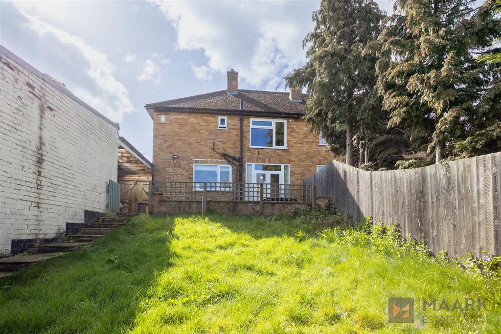 Additional image 17 of 3 bed semi-detached house to rentWoodgate Drive, Birstall, Leicester LE4