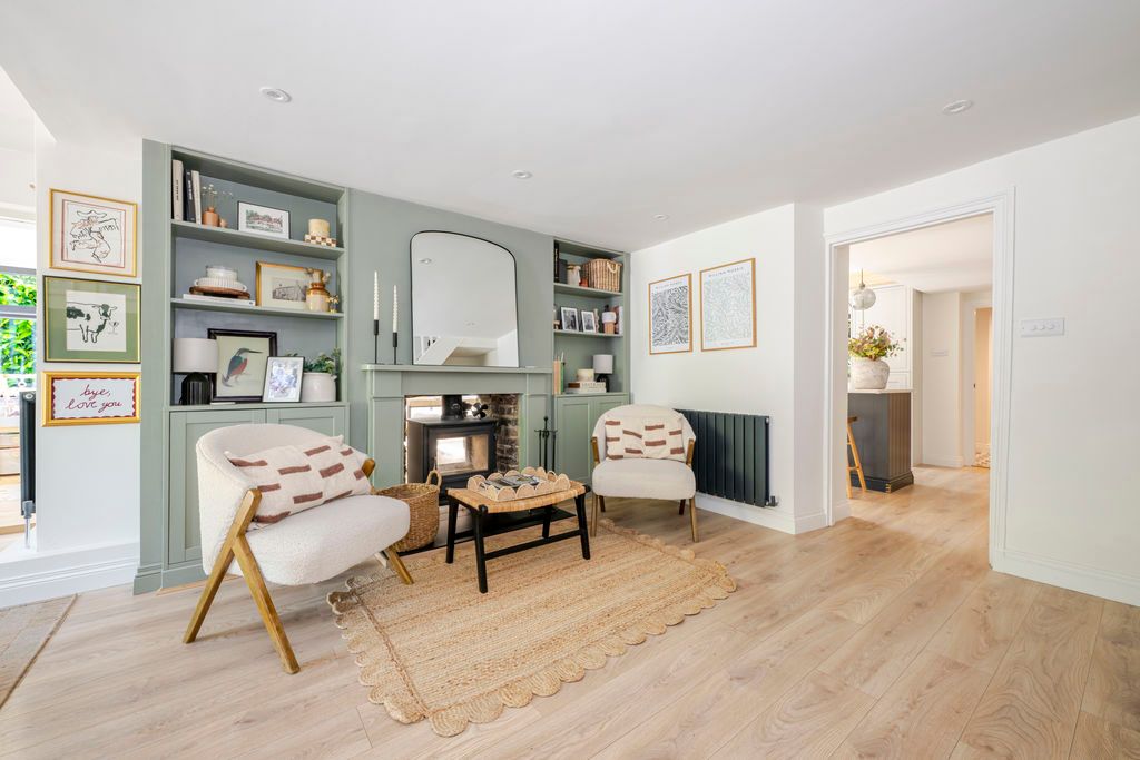 Property photo 3 of 19 Photo 8