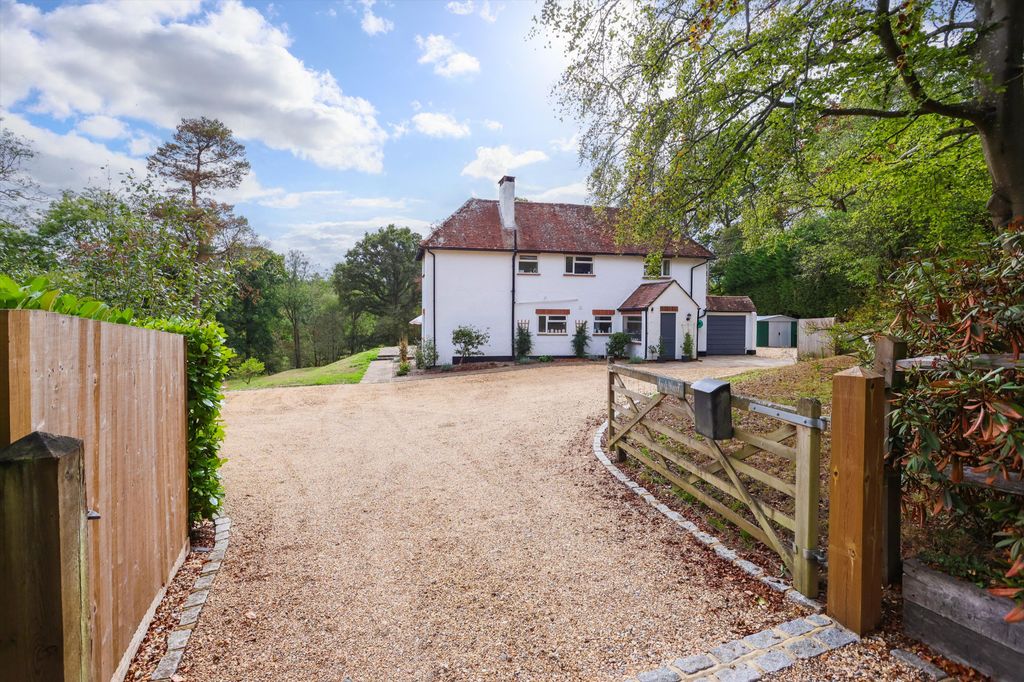 Property photo 1 of 19 Image