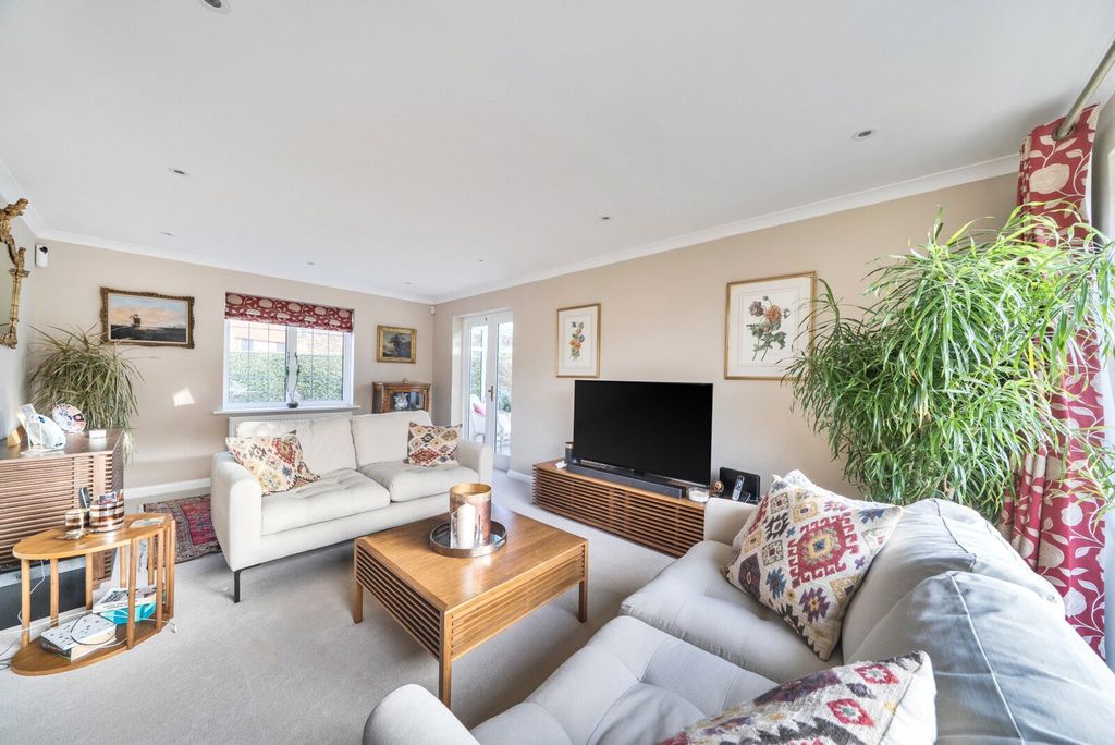 Property photo 3 of 21 Reception Room