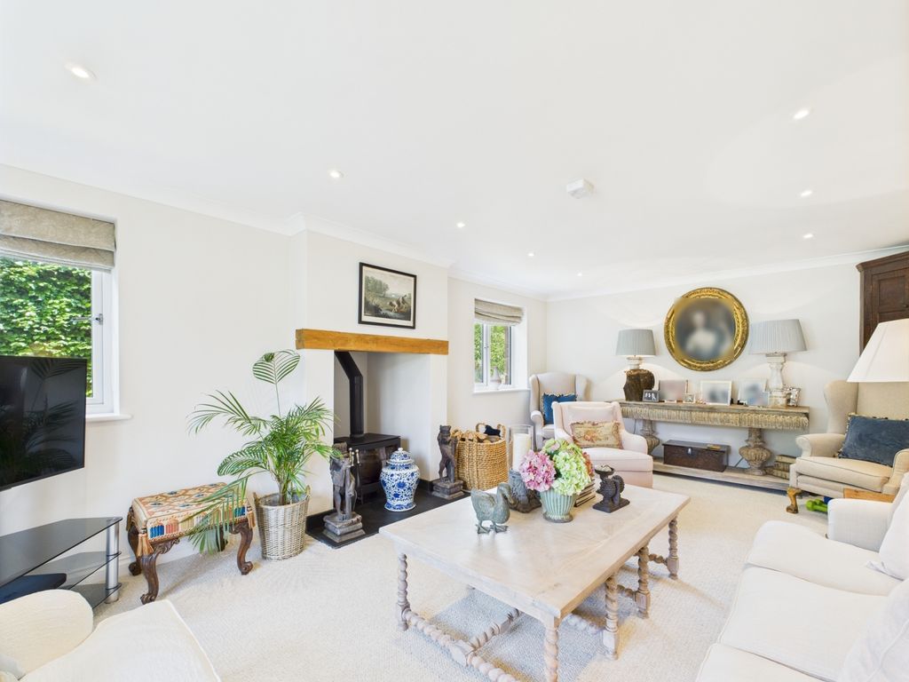 Property photo 2 of 21 Picture No. 30