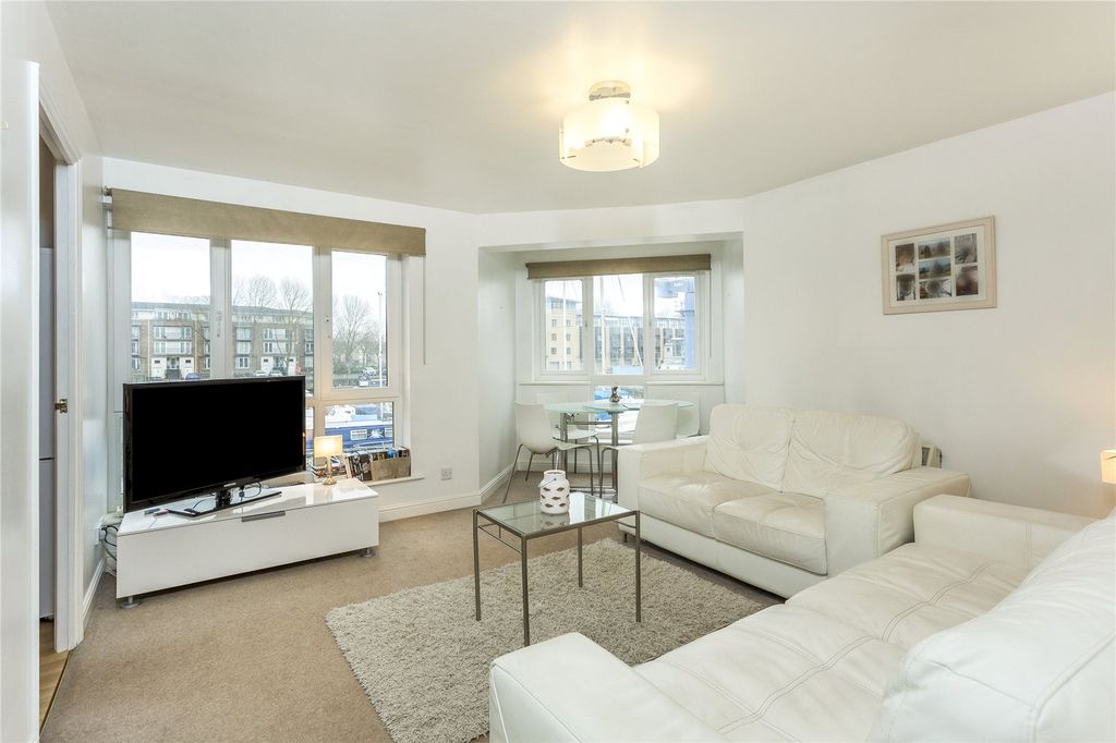 Property photo 1 of 5