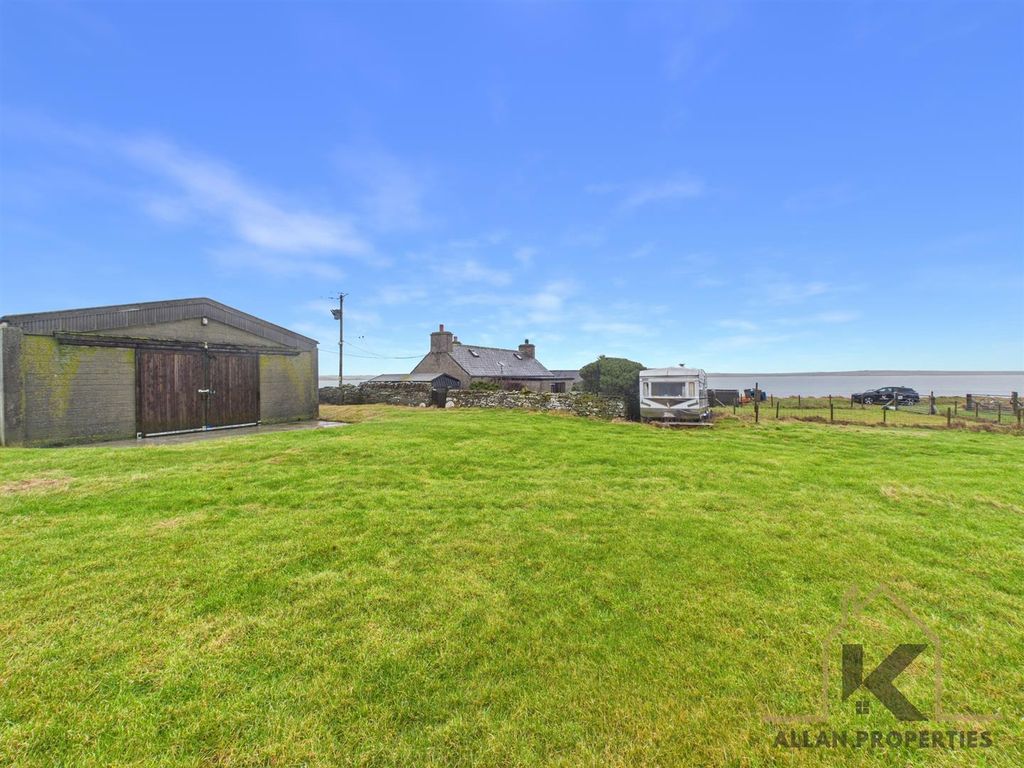 Property photo 2 of 26