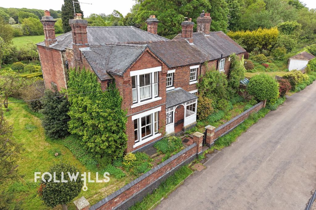 Property photo 1 of 33