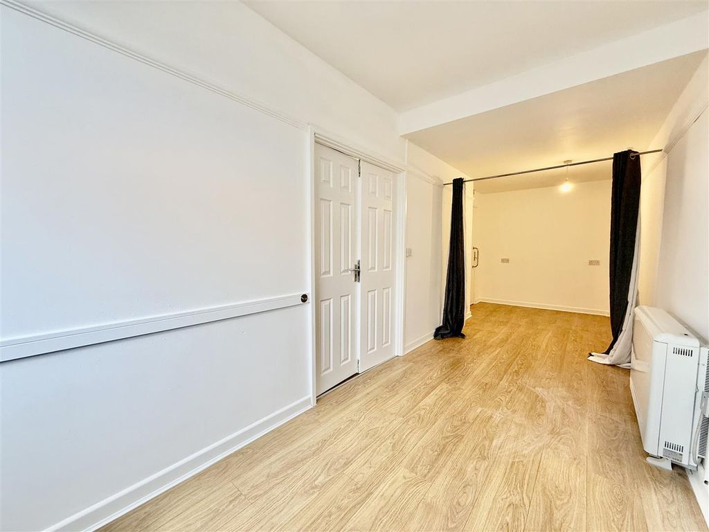 Property photo 2 of 8 Img_3486.Jpeg