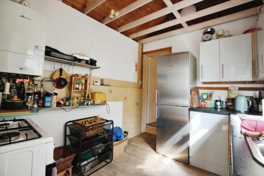 Property photo 3 of 6