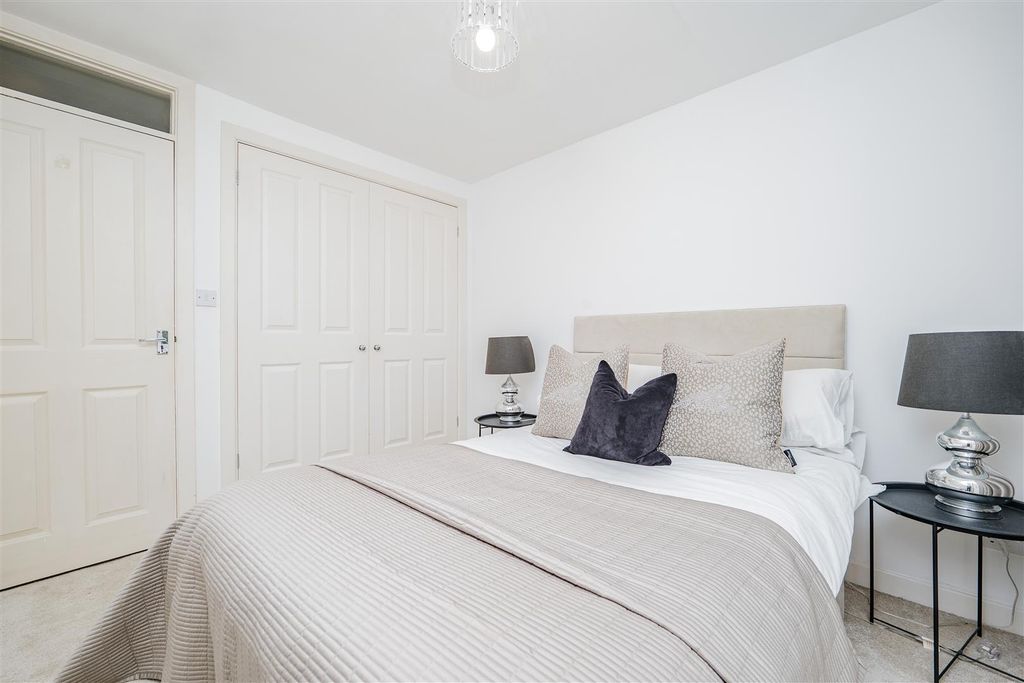 Property photo 3 of 15 P1376881.Jpg