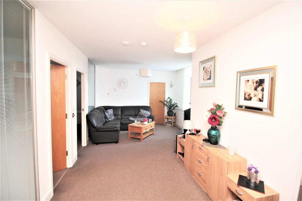 Property photo 3 of 9 Img_7284.Jpg