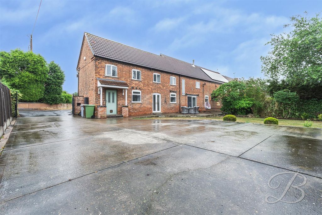 Property photo 1 of 52 CC54.Jpg