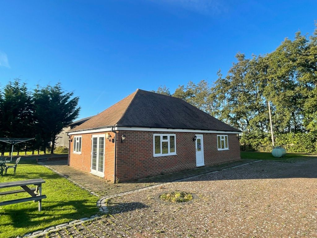 Property photo 2 of 8 Photo 5