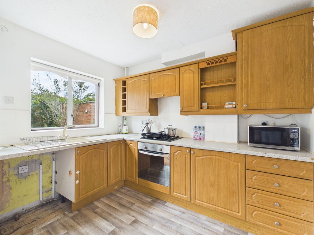 Property photo 3 of 16