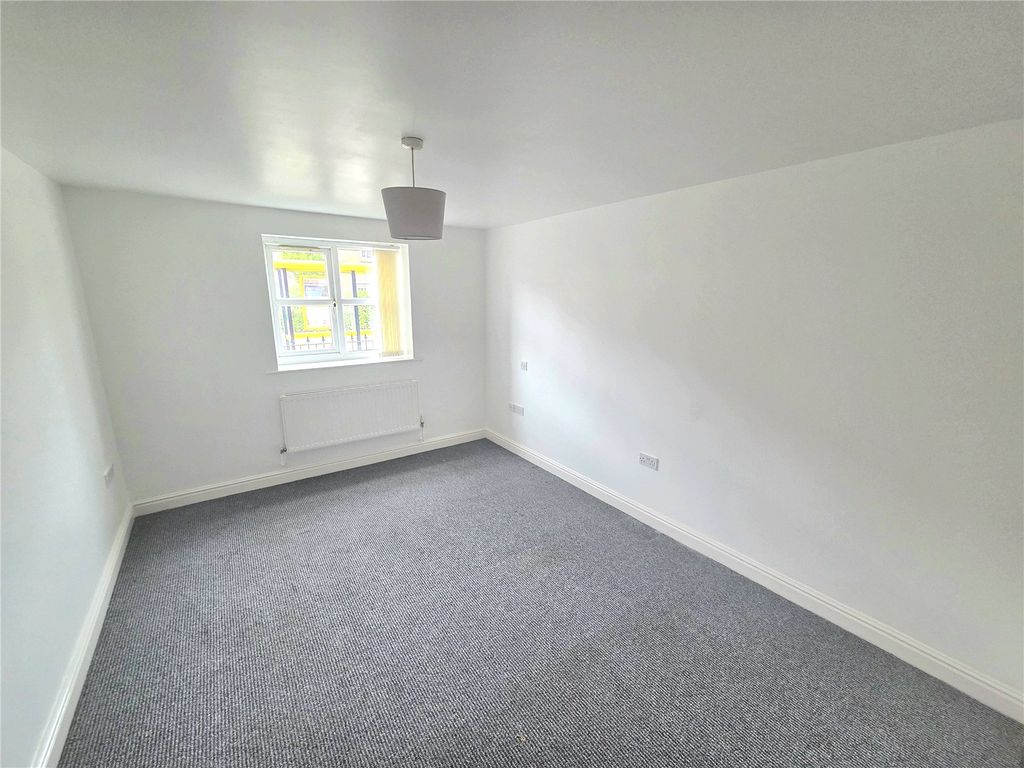 Property photo 3 of 8 Picture No. 08