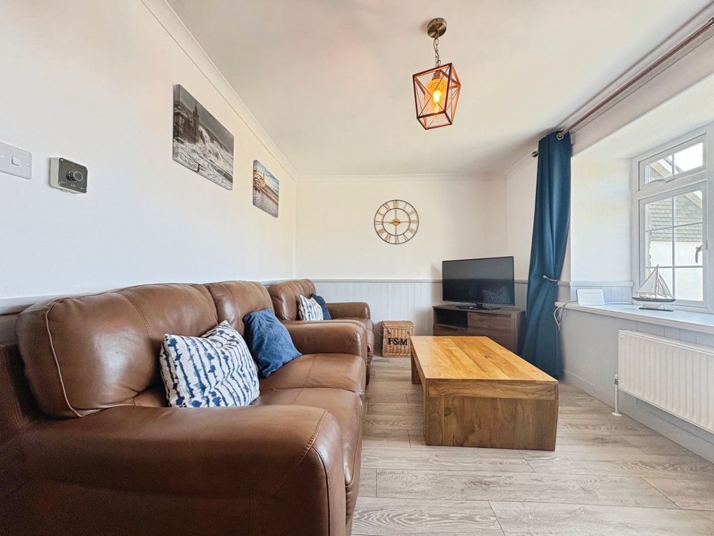 Property photo 3 of 16 5148236