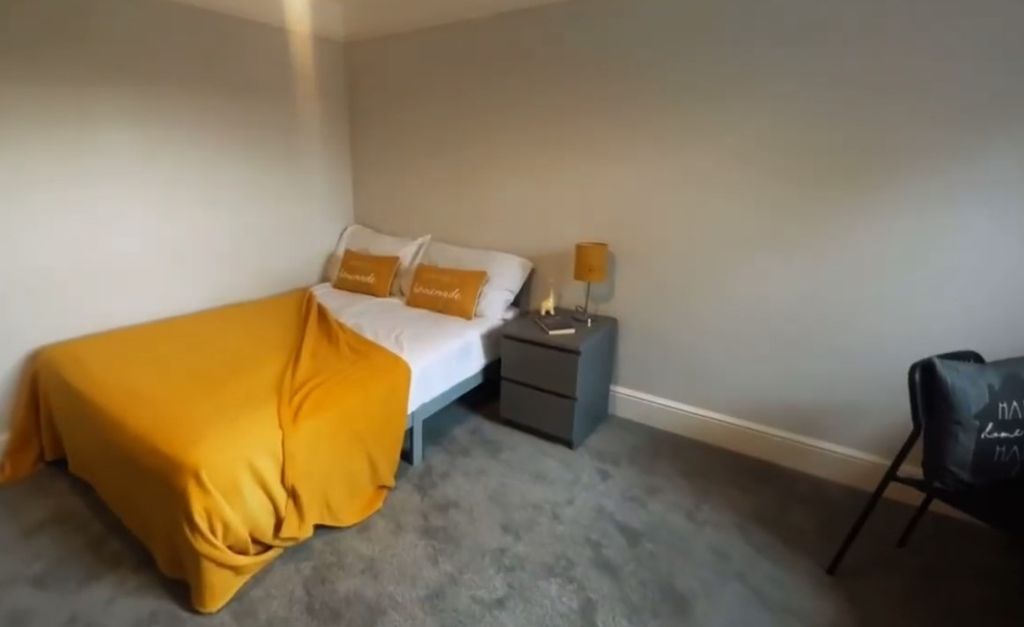 Property photo 3 of 9 7