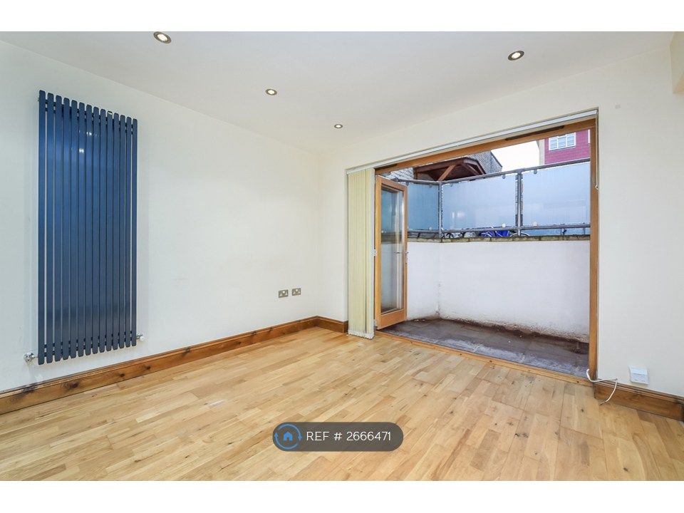 Property photo 3 of 10 Private Patio