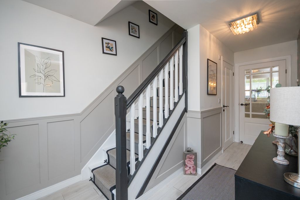 Property photo 2 of 38 Lower Hallway