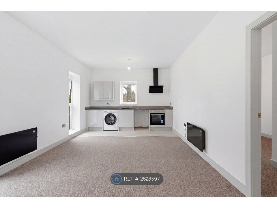 Property photo 2 of 9