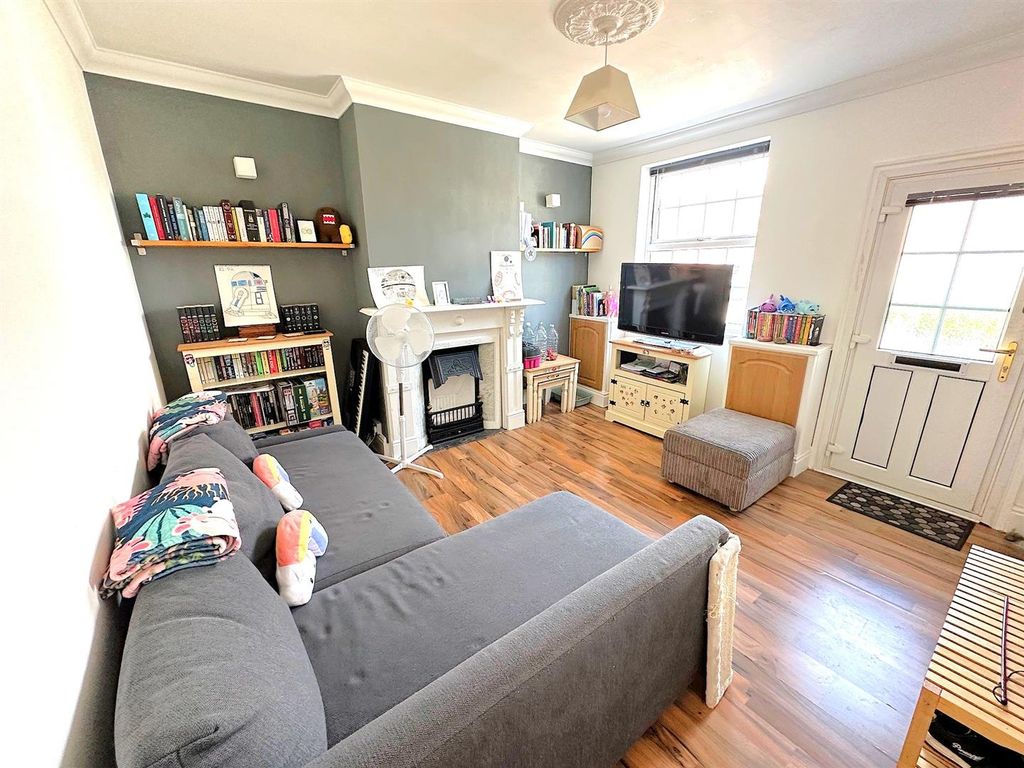 Property photo 3 of 14 44.Jpg