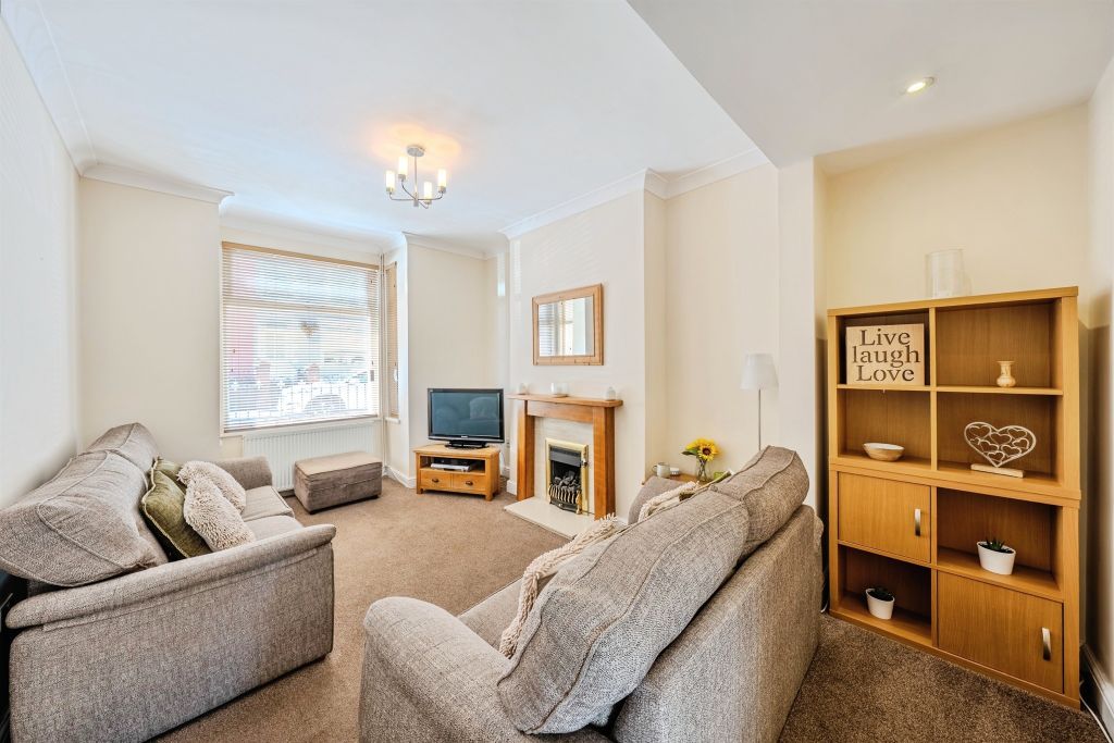 Property photo 2 of 37