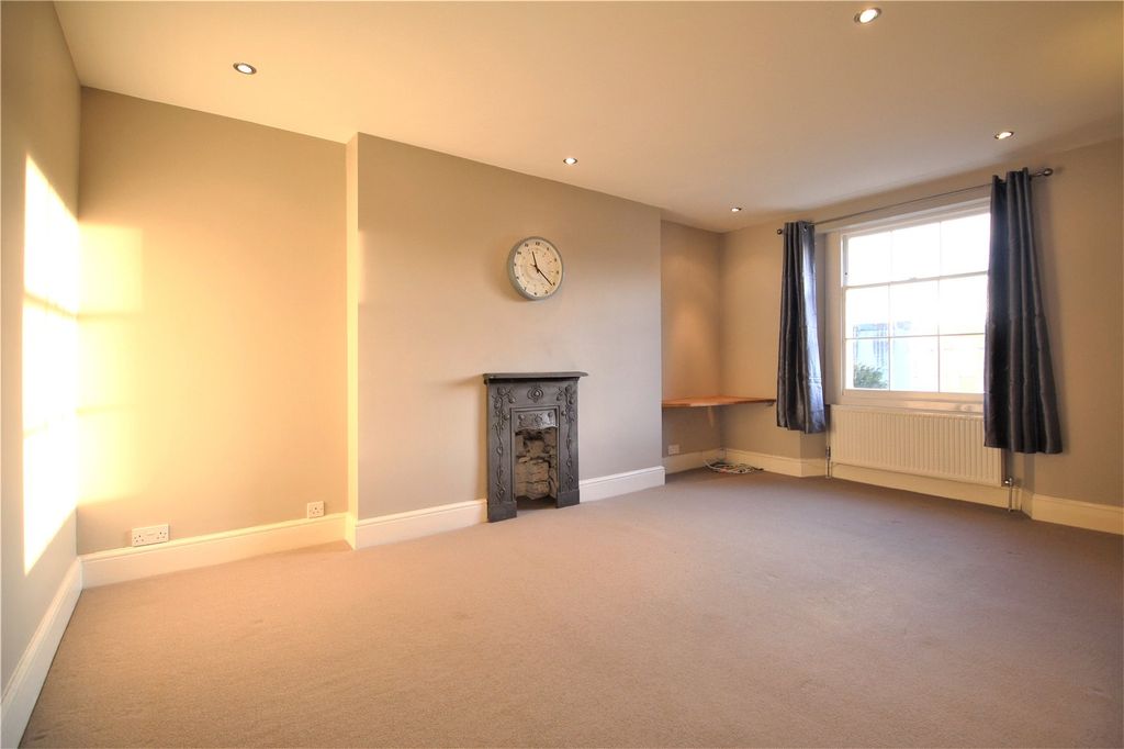 Property photo 2 of 10 Picture No. 09