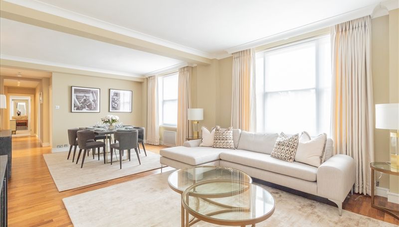Property photo 1 of 14 3-Bed Apartment To Rent