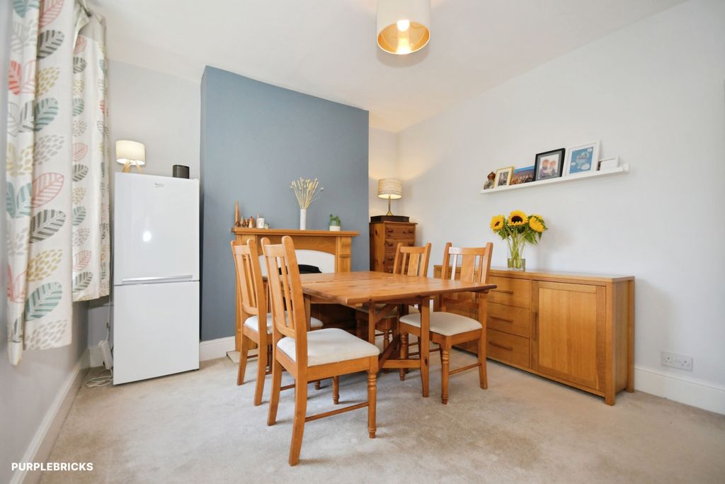 Property photo 3 of 13 Dining Room