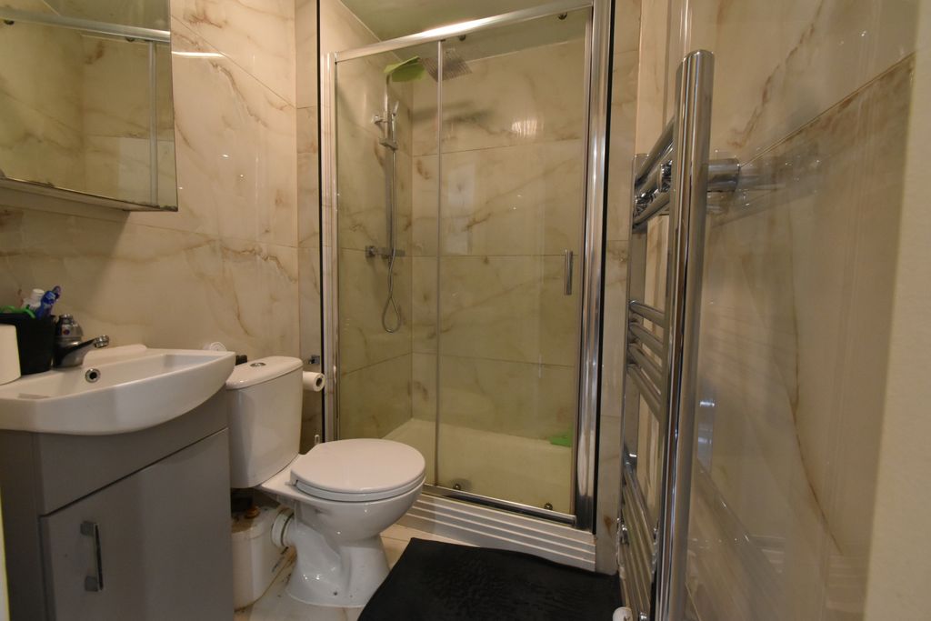 Property photo 3 of 5 Gallery