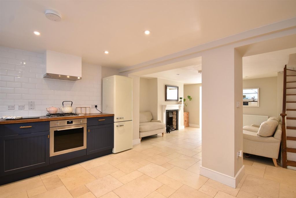 Property photo 2 of 26 Open Plan Living