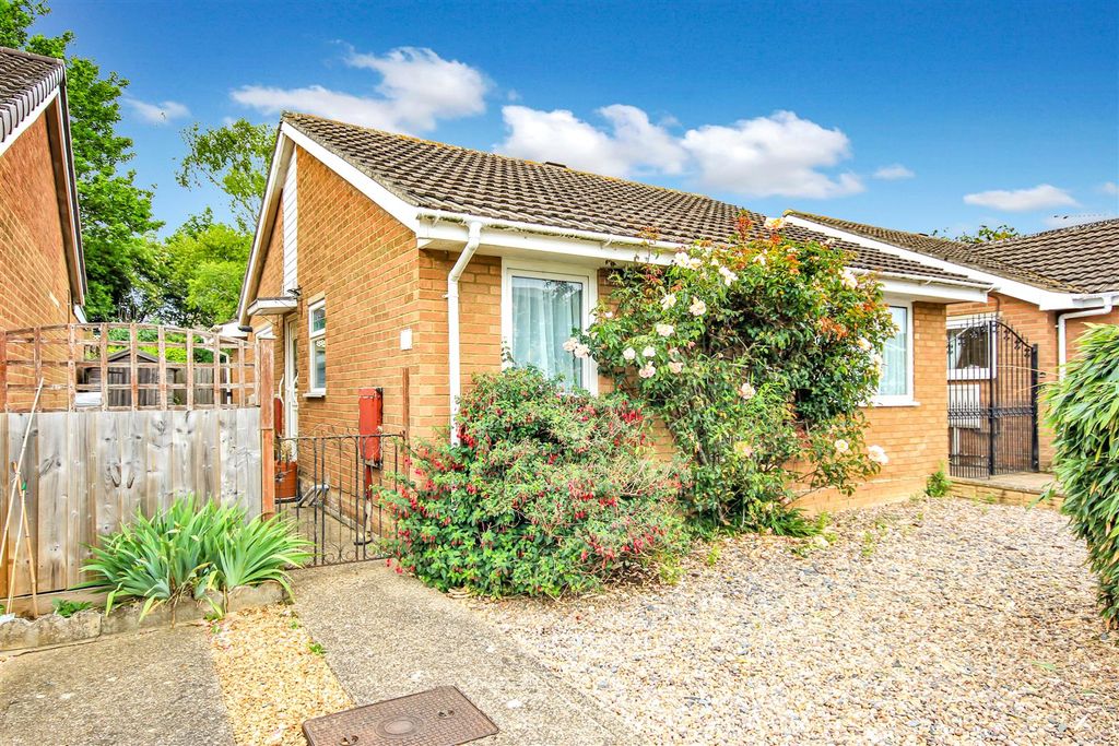 Property photo 1 of 11 Front.Jpg