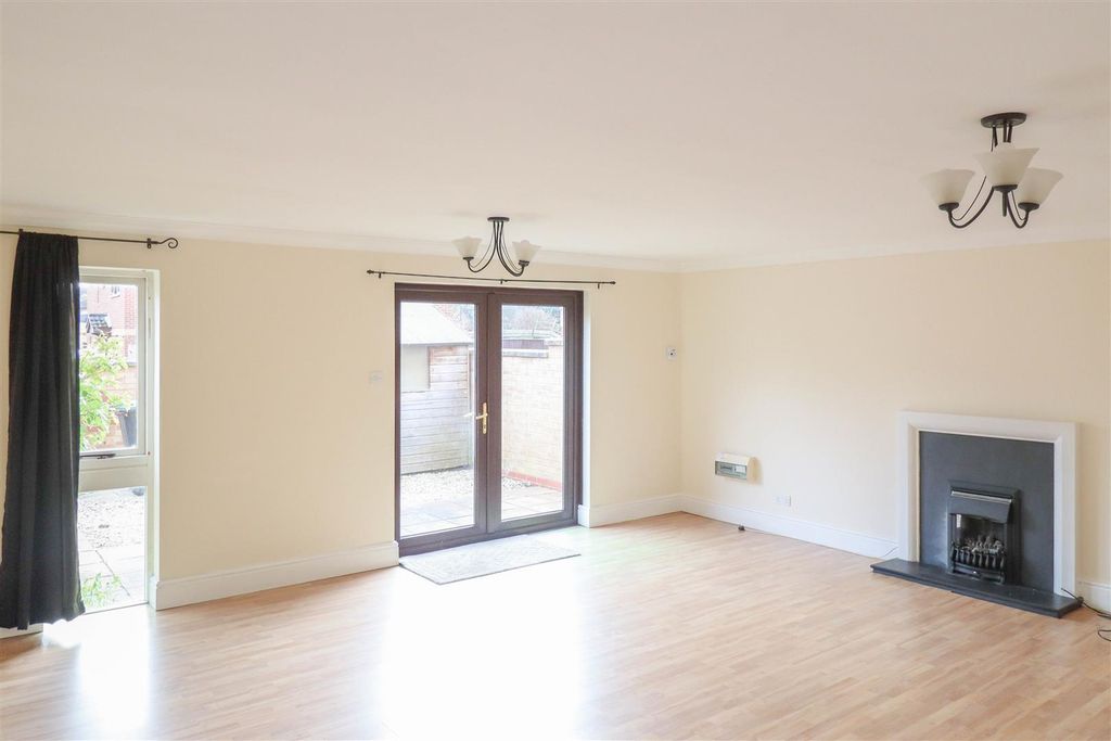 Property photo 3 of 19 Img_1274.Jpg