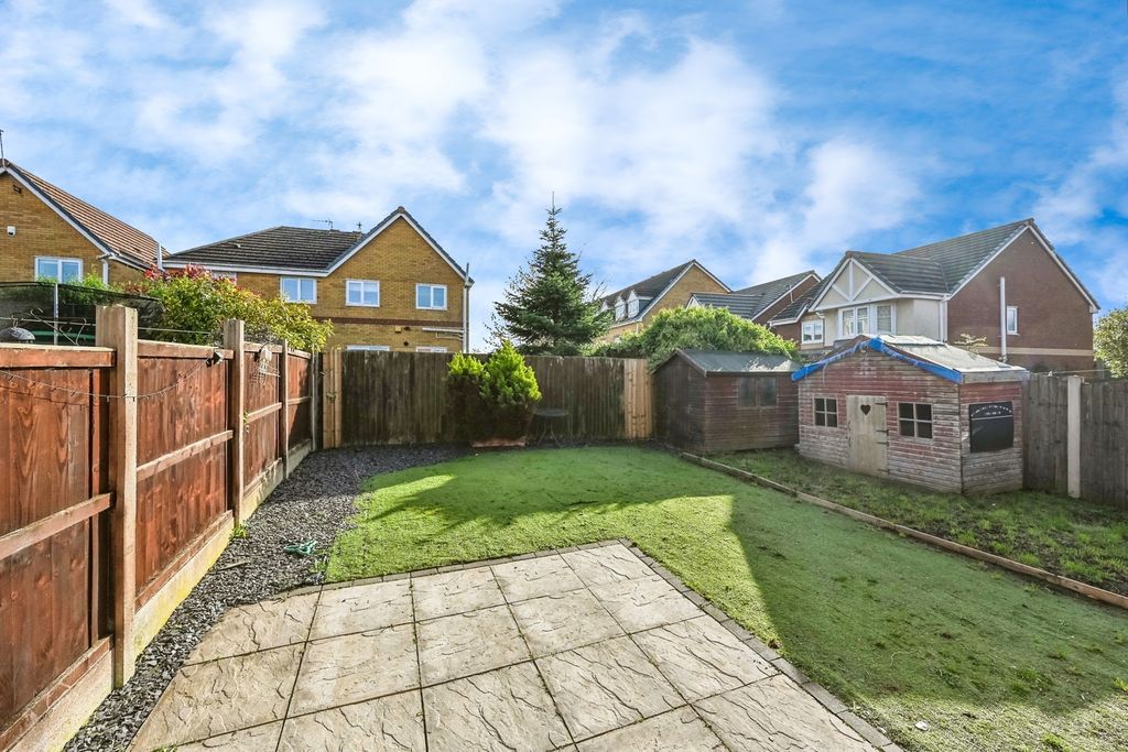 Property photo 2 of 17 Photo